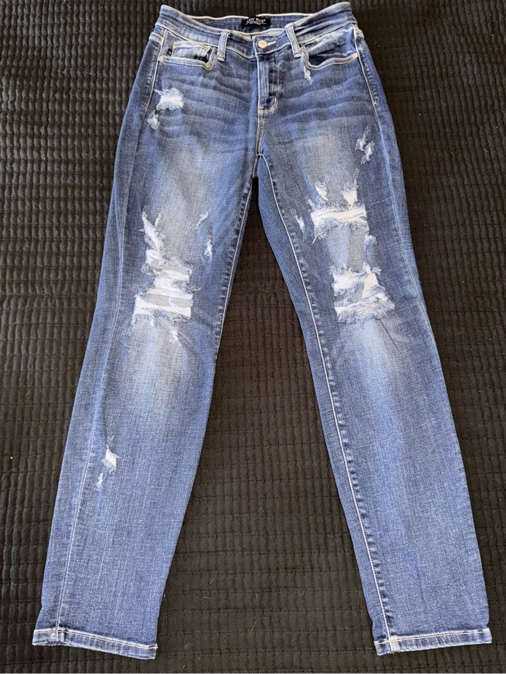 Judy Blue Medium Washed Distressed Mid Rise Boyfriend Fit - Size 5/27